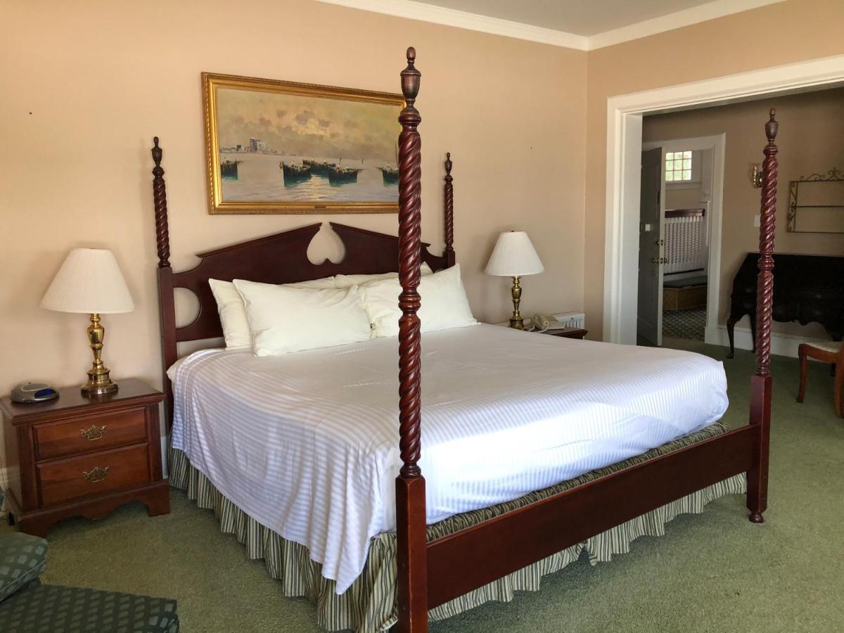 Sands Of Time Motor Inn & Harbor House Woods Hole Exteriér fotografie