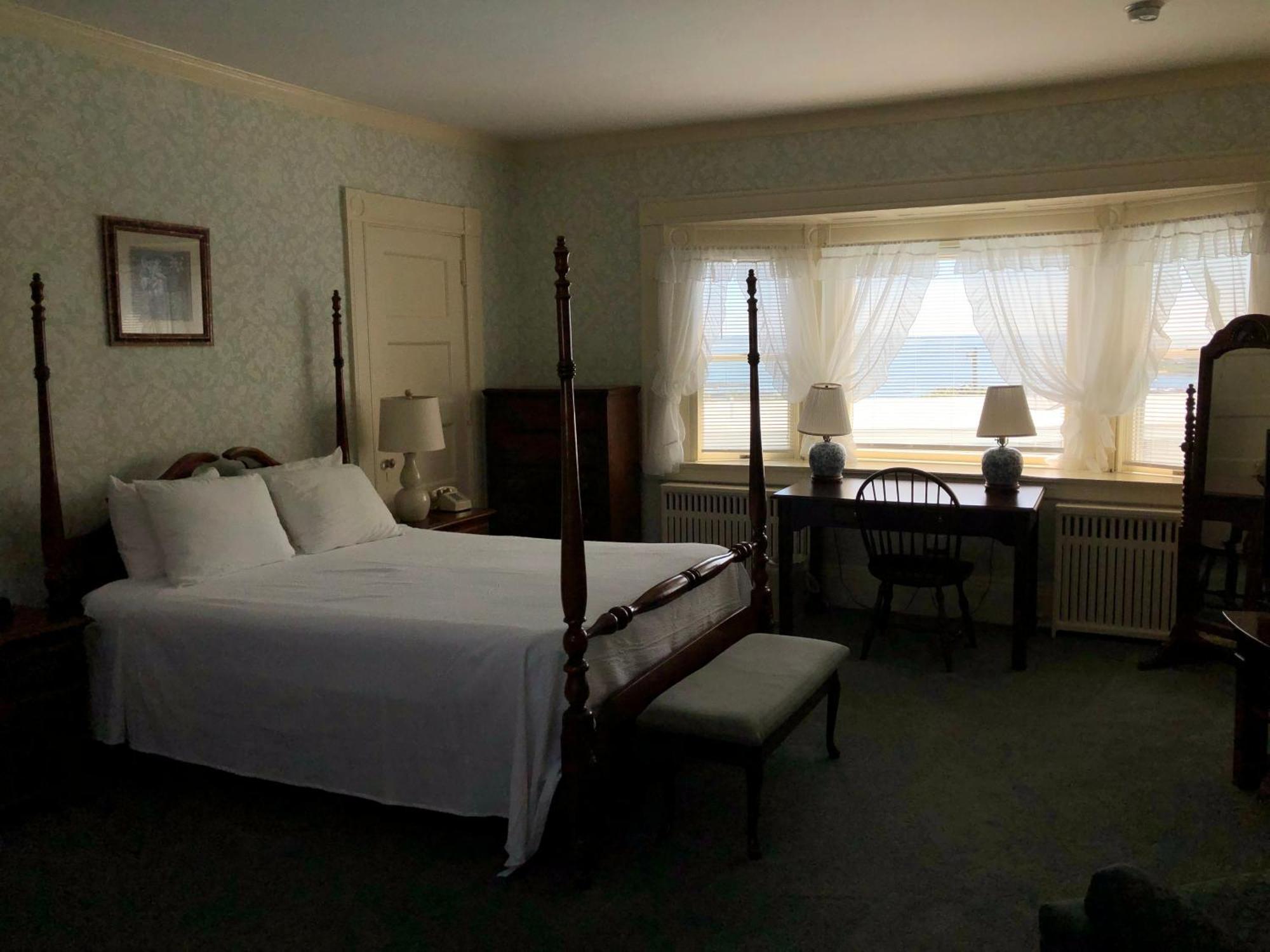 Sands Of Time Motor Inn & Harbor House Woods Hole Exteriér fotografie